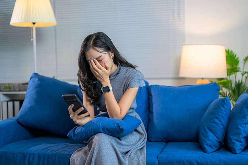 Bất ngờ nhận cuộc gọi lúc nửa đêm, tôi lập tức xóa đơn ly hôn với chồng - 1 Bất ngờ nhận cuộc gọi lúc nửa đêm, tôi lập tức xóa đơn ly hôn với chồng - 1
