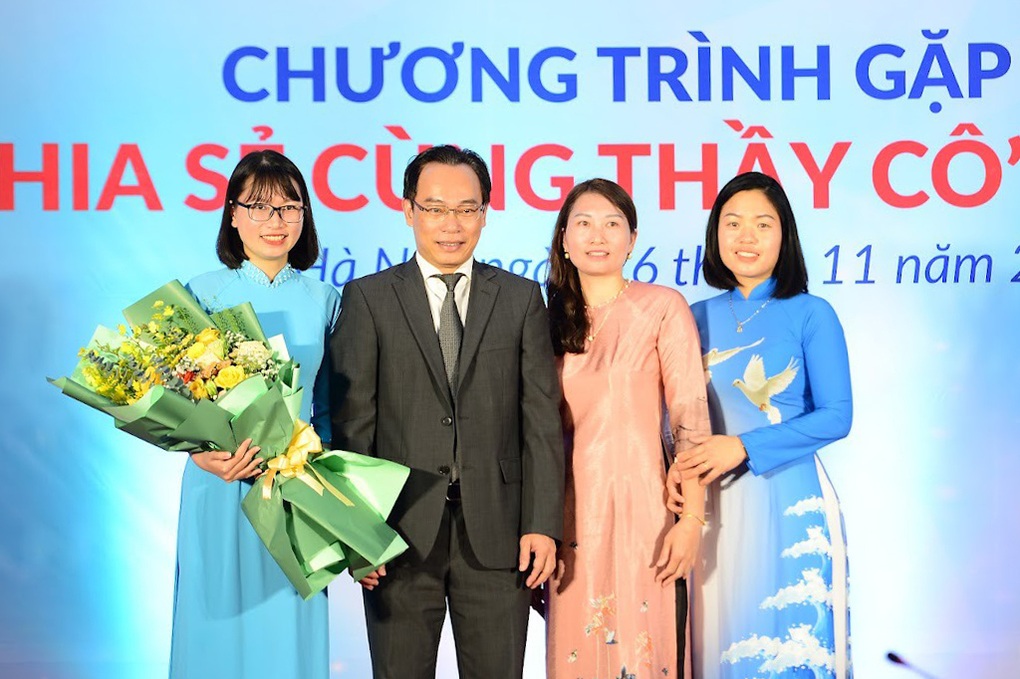 Mong hạn chế giáo viên bỏ việc vì lý do không đảm bảo điều kiện kinh tế - 1 Mong hạn chế giáo viên bỏ việc vì lý do không đảm bảo điều kiện kinh tế - 1