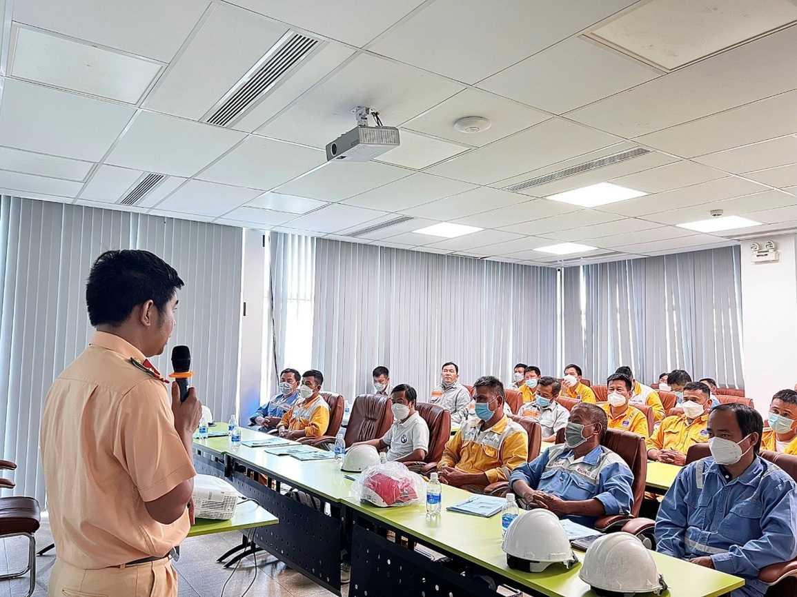 PV GAS hưởng ứng Tháng Công nhân và Tháng Hành động về ATVSLĐ năm 2022 - 3 PV GAS hưởng ứng Tháng Công nhân và Tháng Hành động về ATVSLĐ năm 2022 - 3
