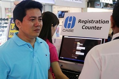 Người Singapore bức xúc về cách xử lý tiền quyên góp cho du khách Việt