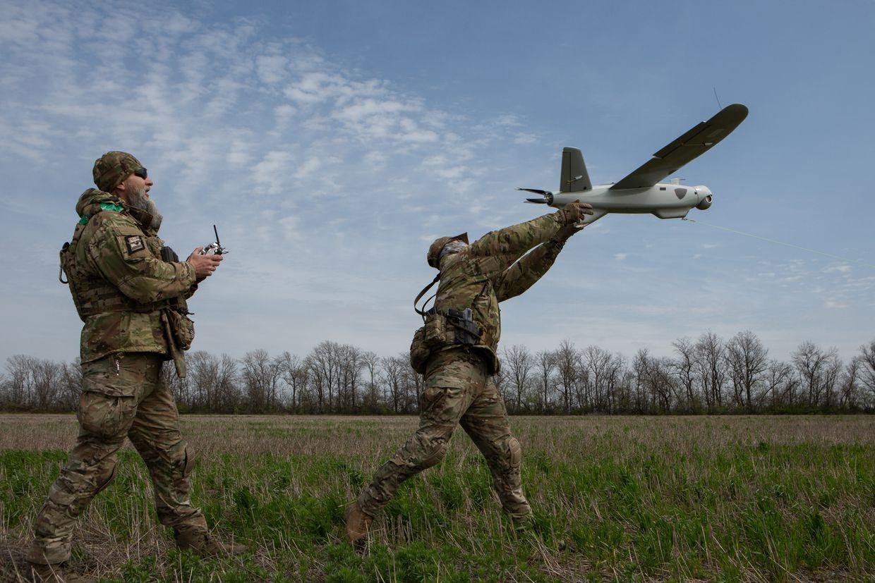 UAV Ukraine tấn công gần nhà máy tiêm kích MiG và cơ sở quốc phòng Nga - 1