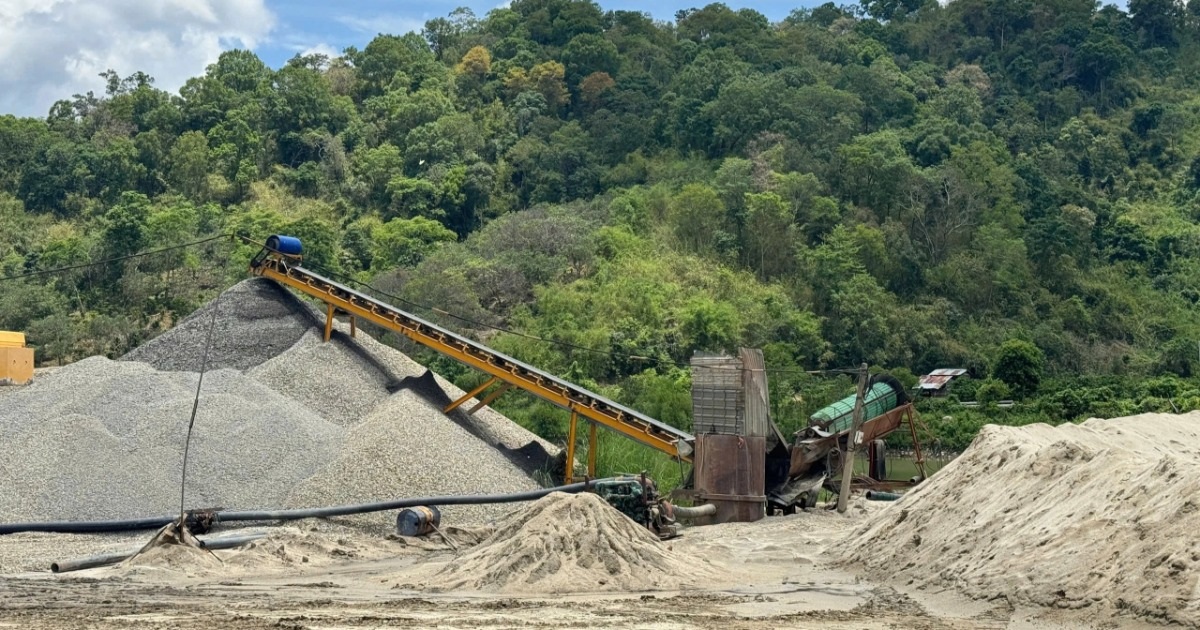Xử phạt hàng chục tỷ đồng với doanh nghiệp khai thác khoáng sản trái phép