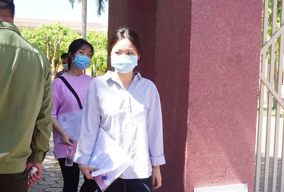 Thí sinh cả nước nói gì về đề nghị luận văn học gây hứng thú? - 17 Thí sinh cả nước nói gì về đề nghị luận văn học gây hứng thú? - 17
