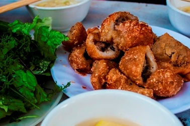 Khám phá phố ẩm thực Lý Quốc Sư nổi tiếng đất Hà thành