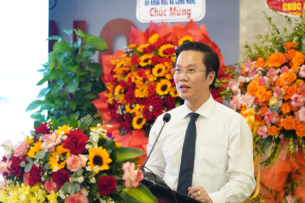 Ý nghĩa logo mới của Bộ Khoa học và Công nghệ - 1 Ý nghĩa logo mới của Bộ Khoa học và Công nghệ - 1