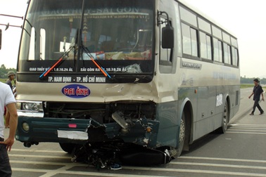 Hai người chết thảm trên “nút đường đau khổ”