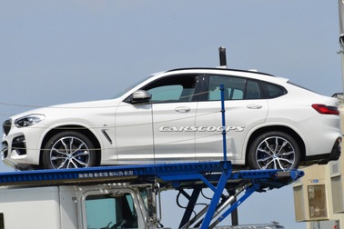 BMW X4 dần thoát bóng khỏi X6