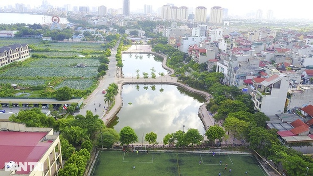 Sở Xây dựng Hà Nội nói về đề nghị di chuyển 55 cây ở phố Vũ Tuấn Chiêu - 9 Sở Xây dựng Hà Nội nói về đề nghị di chuyển 55 cây ở phố Vũ Tuấn Chiêu - 9