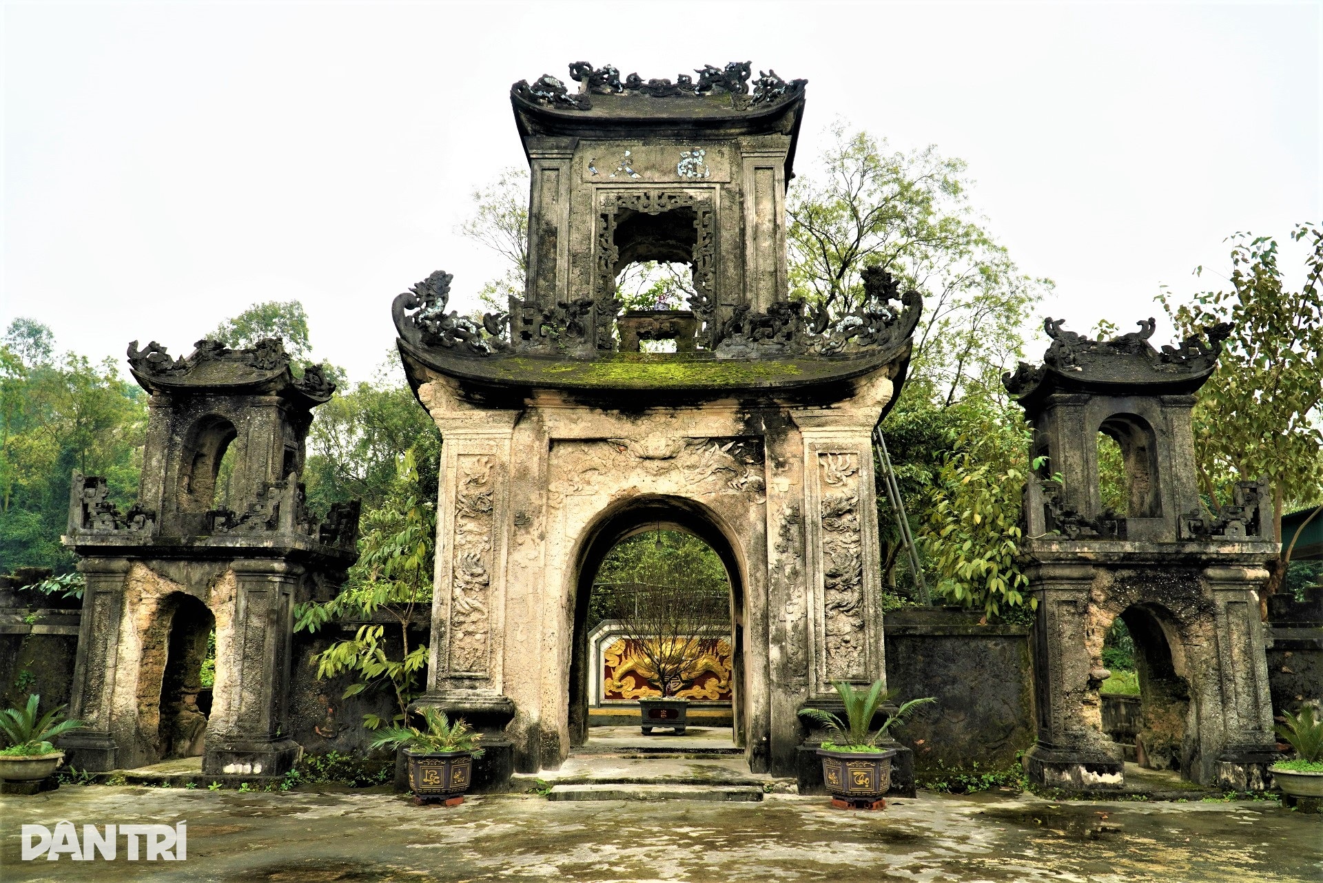 Di tích lịch sử thờ vị tướng tài đức dưới thời nhà Trần kêu cứu - 2 Di tích lịch sử thờ vị tướng tài đức dưới thời nhà Trần kêu cứu - 2