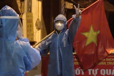 Ổ dịch lớn nhất Hà Nội được gỡ phong tỏa trong đêm