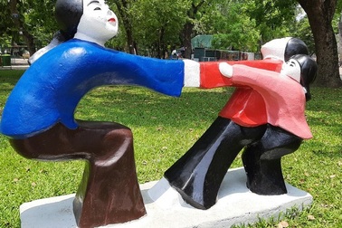 Giới mỹ thuật “sốc nặng” trước việc sơn lại tượng ở Công viên Thống Nhất