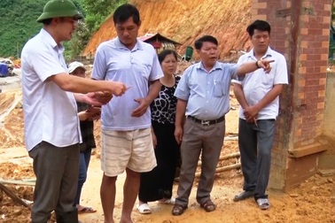 Phê duyệt gần 600 triệu đồng để chỉ đạo khắc phục thiên tai, tiếp đoàn cứu trợ