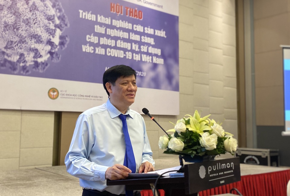 Quyền Bộ trưởng Bộ Y tế: “Đại dịch Covid-19 chưa có dấu hiệu dừng lại” - 1 Quyền Bộ trưởng Bộ Y tế: “Đại dịch Covid-19 chưa có dấu hiệu dừng lại” - 1