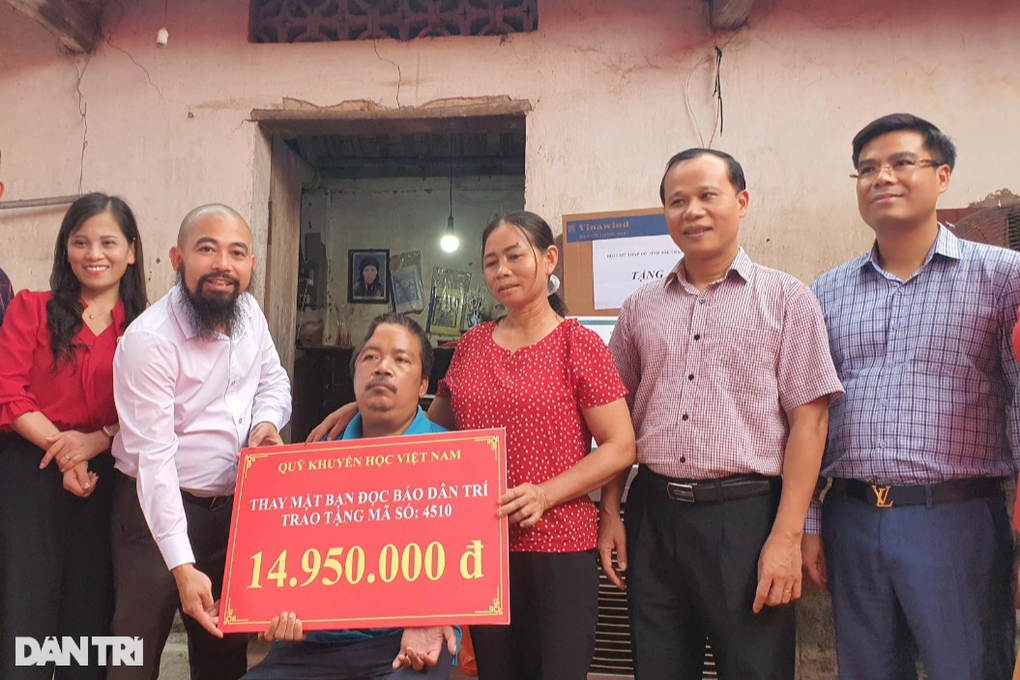 Bạn đọc Dân trí giúp đỡ người bố bị ngã giàn giáo hơn 200 triệu đồng - 2 Bạn đọc Dân trí giúp đỡ người bố bị ngã giàn giáo hơn 200 triệu đồng - 2