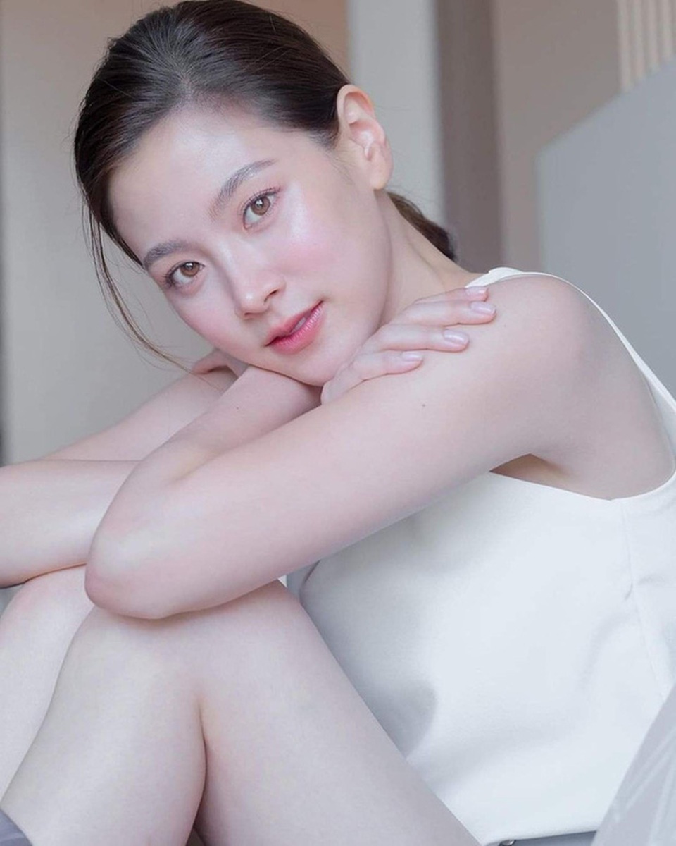 Mê mẩn vẻ ngoài diễm lệ của minh tinh đẹp nhất xứ Chùa Vàng - 12 Mê mẩn vẻ ngoài diễm lệ của minh tinh đẹp nhất xứ Chùa Vàng - 12