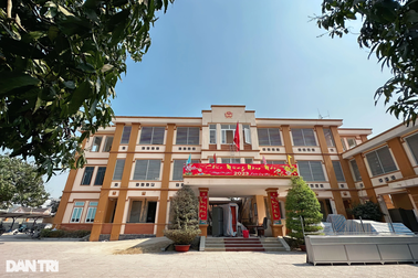 Trụ sở xã bất ngờ được đầu tư 6 tỷ đồng để xoay hướng mặt tiền