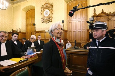 Tổng giám đốc IMF hầu tòa vì cáo buộc tắc trách