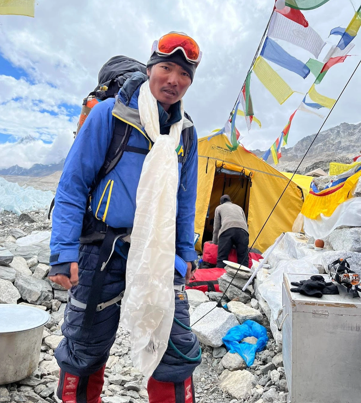 Hành trình kỷ lục của người đàn ông Việt hai lần chinh phục Everest - 4 Hành trình kỷ lục của người đàn ông Việt hai lần chinh phục Everest - 4