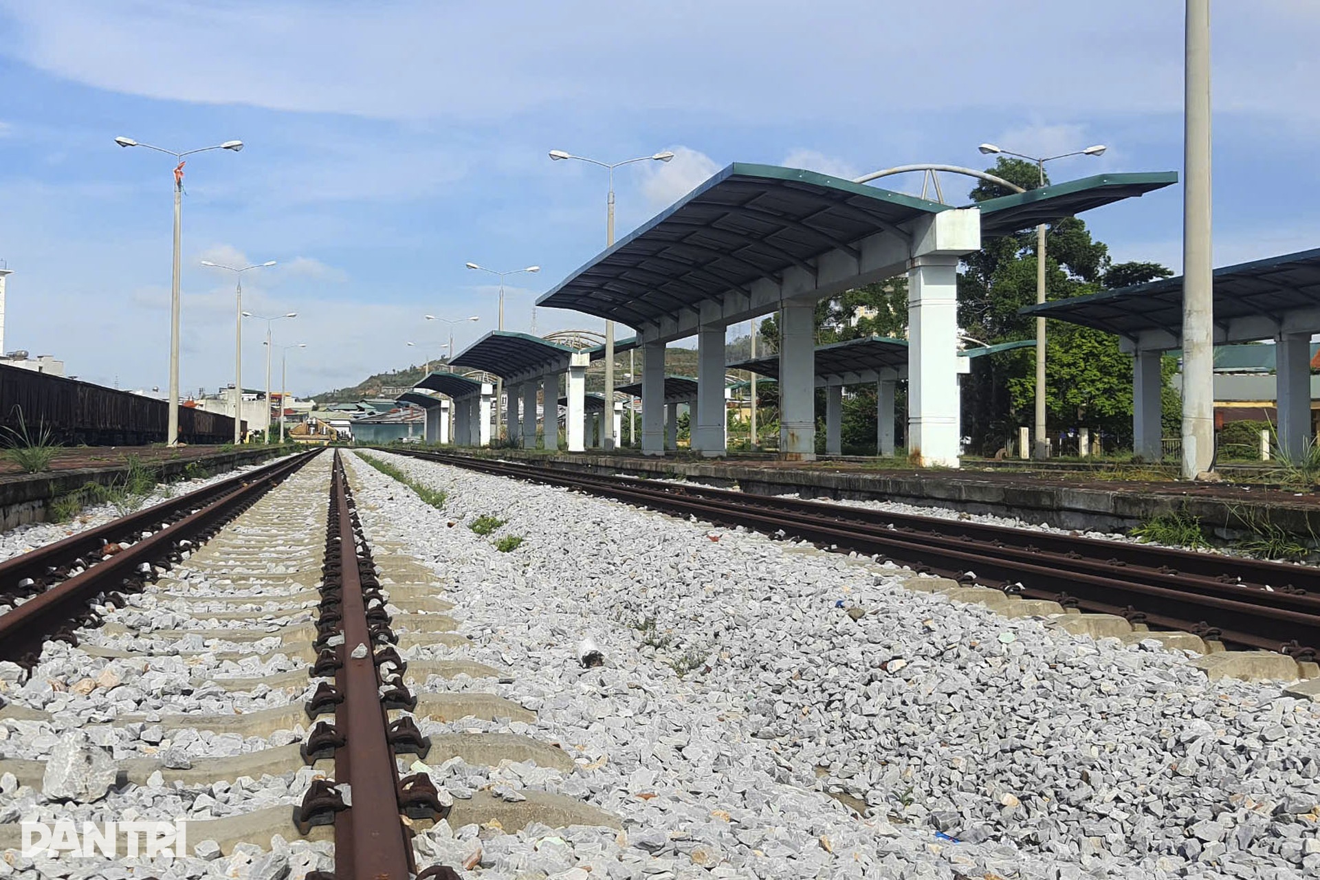 Ga Hạ Long hoang vắng, chờ tàu trở lại sau gần 4 năm im lìm - 4 Ga Hạ Long hoang vắng, chờ tàu trở lại sau gần 4 năm im lìm - 4