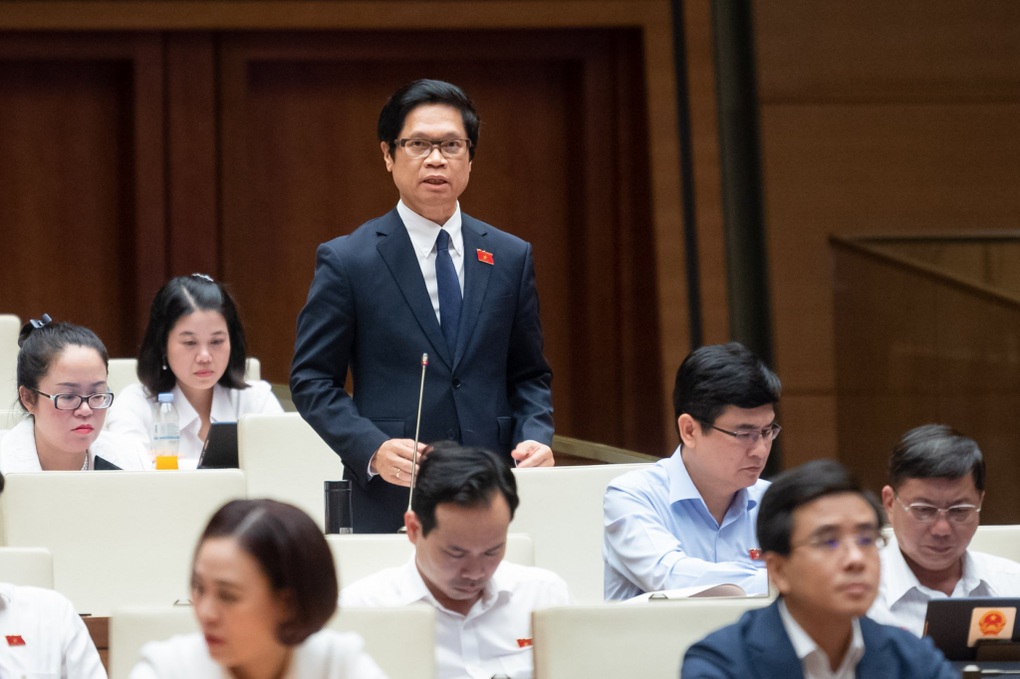 Đề nghị bổ sung quy định thu hồi đất để phát triển du lịch, dịch vụ - 3 Đề nghị bổ sung quy định thu hồi đất để phát triển du lịch, dịch vụ - 3