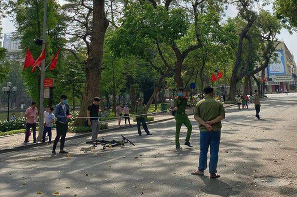 Hà Nội: Xử lý nghiêm các phương tiện di chuyển trong phố đi bộ - 1 Hà Nội: Xử lý nghiêm các phương tiện di chuyển trong phố đi bộ - 1