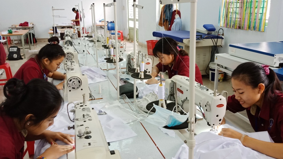 Học công nghệ thời trang để đón đầu tương lai ngành may mặc - 1 Học công nghệ thời trang để đón đầu tương lai ngành may mặc - 1