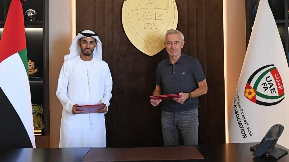 Bại tướng của HLV Park Hang Seo chịu sức ép phải thắng tuyển Việt Nam - 1