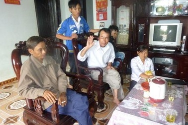 Hoang mang tin đồn về “sâu thuốc độc” 