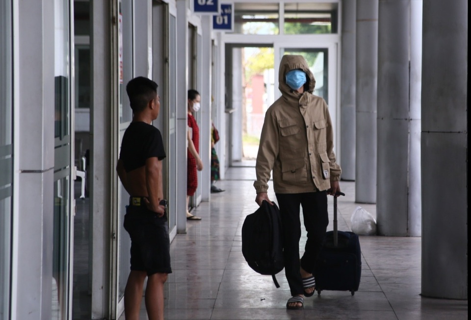 Bến xe, sân bay, nhà ga Đà Nẵng ngày đầu khôi phục vận tải liên tỉnh - 1 Bến xe, sân bay, nhà ga Đà Nẵng ngày đầu khôi phục vận tải liên tỉnh - 1