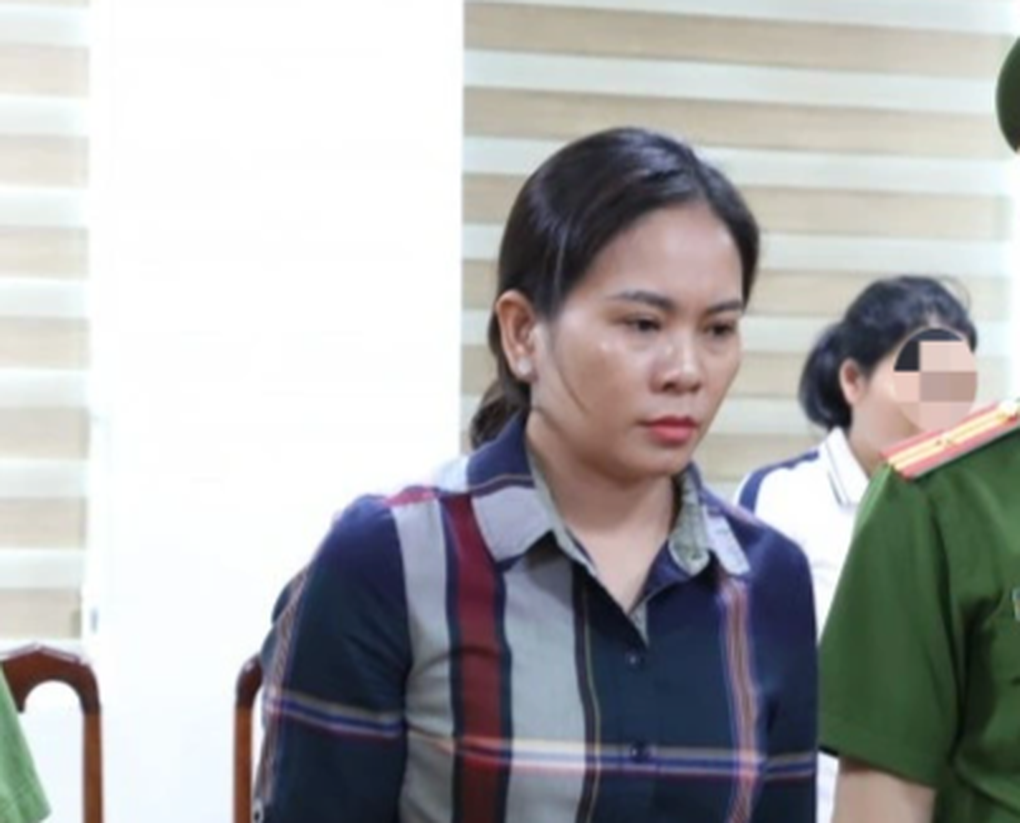 Nữ trưởng phòng chỉ đạo thuộc cấp lập khống hồ sơ, tham ô hơn 10 tỷ đồng - 1 Nữ trưởng phòng chỉ đạo thuộc cấp lập khống hồ sơ, tham ô hơn 10 tỷ đồng - 1