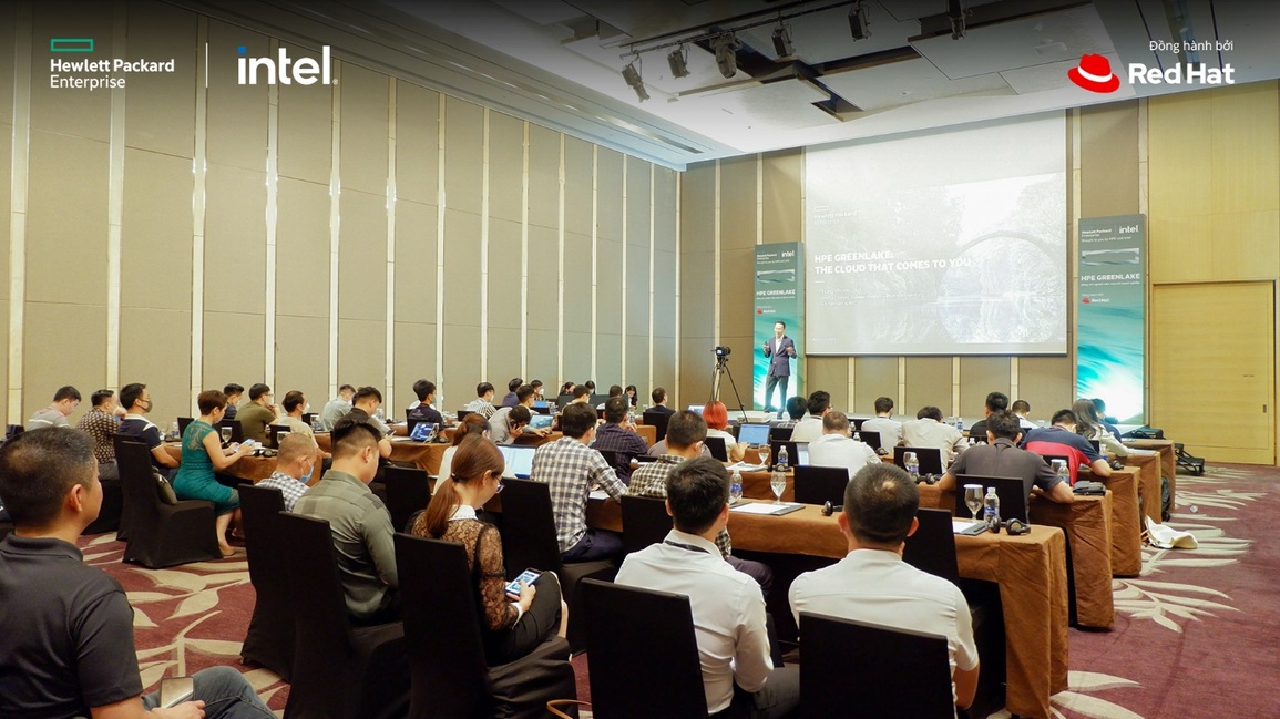 HPE GreenLake - Nền tảng đám mây riêng cho trung tâm dữ liệu tại chỗ - 1 HPE GreenLake - Nền tảng đám mây riêng cho trung tâm dữ liệu tại chỗ - 1