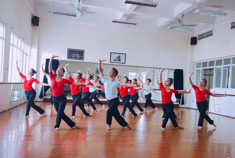 Máu và mồ hôi làm nên chàng thủ khoa Đại học Sân khấu - Điện ảnh - 3 Máu và mồ hôi làm nên chàng thủ khoa Đại học Sân khấu - Điện ảnh - 3