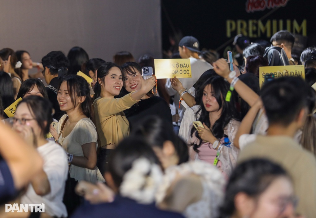 Cách SOOBIN xoa dịu người hâm mộ, vượt sóng gió bằng 3 đêm nhạc cháy vé - 6