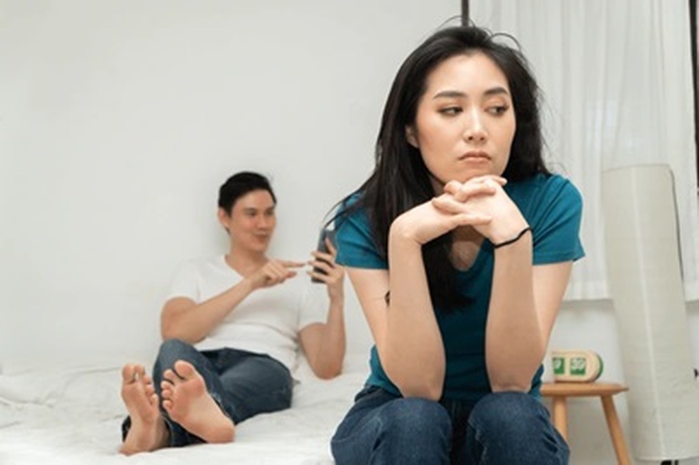 Bạn trai bất ngờ gọi một cái tên lạ, tôi ngậm ngùi chọn cách rời đi - 1 Bạn trai bất ngờ gọi một cái tên lạ, tôi ngậm ngùi chọn cách rời đi - 1