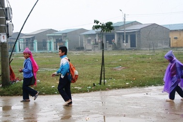 Dân vạn đò Huế - Tết này không còn chông chênh