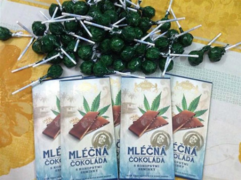 Kẹo mút, chocolate cần sa “bủa vây” mạng xã hội: Sử dụng ma túy chỉ với 40.000 đồng? - 3 Kẹo mút, chocolate cần sa “bủa vây” mạng xã hội: Sử dụng ma túy chỉ với 40.000 đồng? - 3