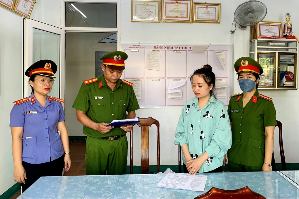 Bắt nữ quái lừa đảo chiếm đoạt hơn 50 tỷ đồng - 1 Bắt nữ quái lừa đảo chiếm đoạt hơn 50 tỷ đồng - 1