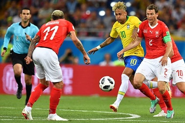 Quốc Vượng: “Brazil gặp khó, nhưng vẫn thắng Costa Rica”