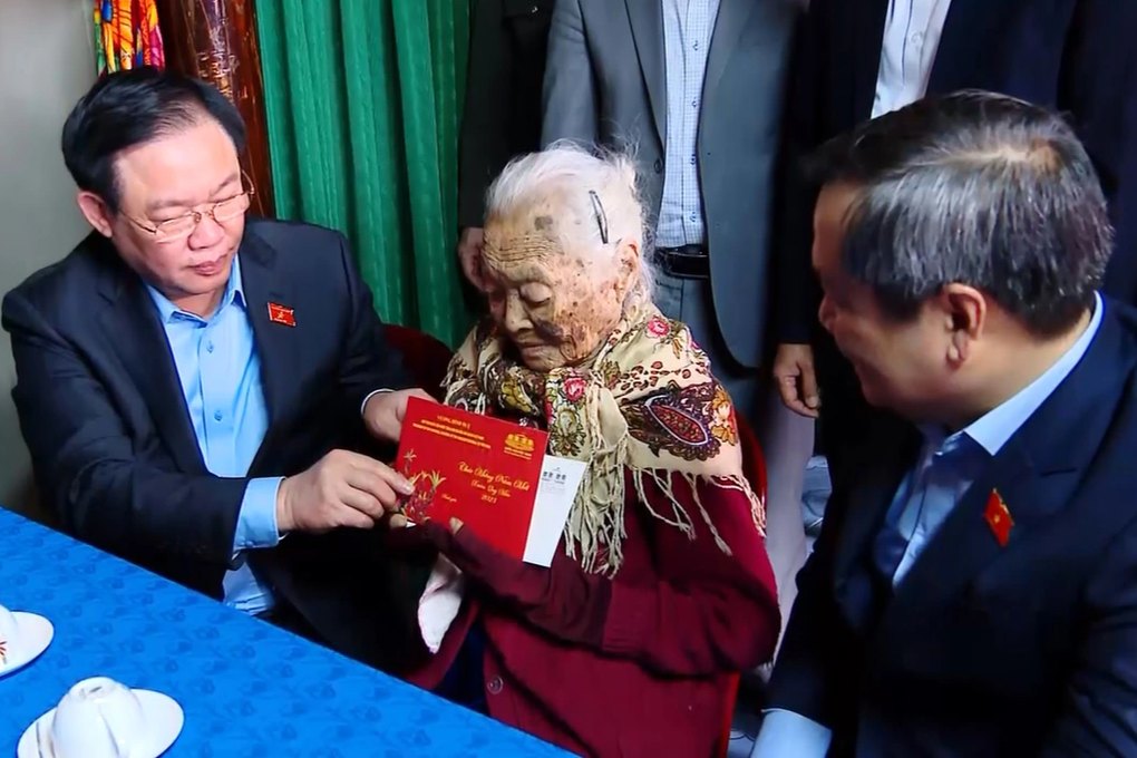 Chủ tịch Quốc hội nhấn nút khởi công 3 dự án trọng điểm của Quảng Bình - 5 Chủ tịch Quốc hội nhấn nút khởi công 3 dự án trọng điểm của Quảng Bình - 5