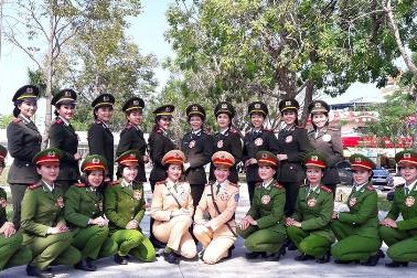 Vẻ đẹp nữ công an trong cuộc thi “thanh lịch - tài năng” năm 2016