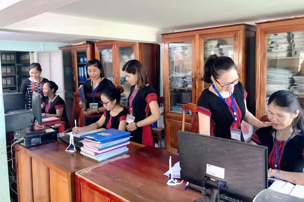 Đề xuất áp dụng phụ cấp đặc biệt với hàng loạt xã và đặc khu sau sáp nhập - 2 Đề xuất áp dụng phụ cấp đặc biệt với hàng loạt xã và đặc khu sau sáp nhập - 2