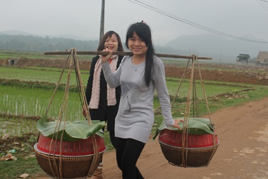 Gánh cỗ cúng họ ngày đầu năm