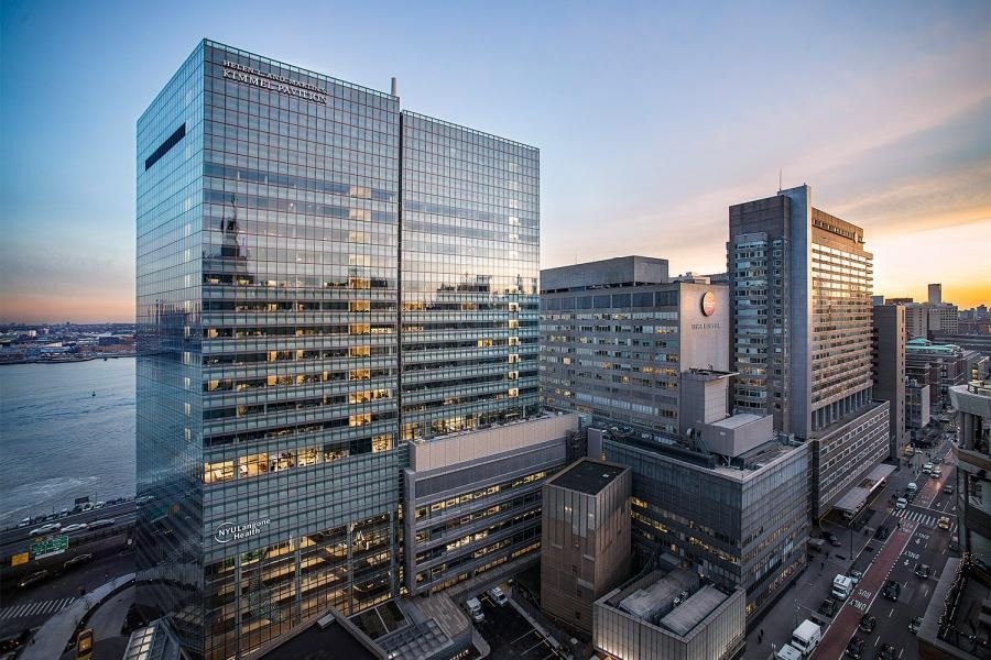 Universitățile americane oferă taxe de școlarizare gratuite și tratament special pentru studenții la medicină - 3 Những trường đại học Mỹ miễn học phí và dành biệt đãi cho sinh viên ngành y - 3