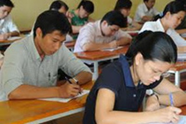 Công bố đường dây nóng ngăn nạn "cò" lừa đảo thi tuyển công chức