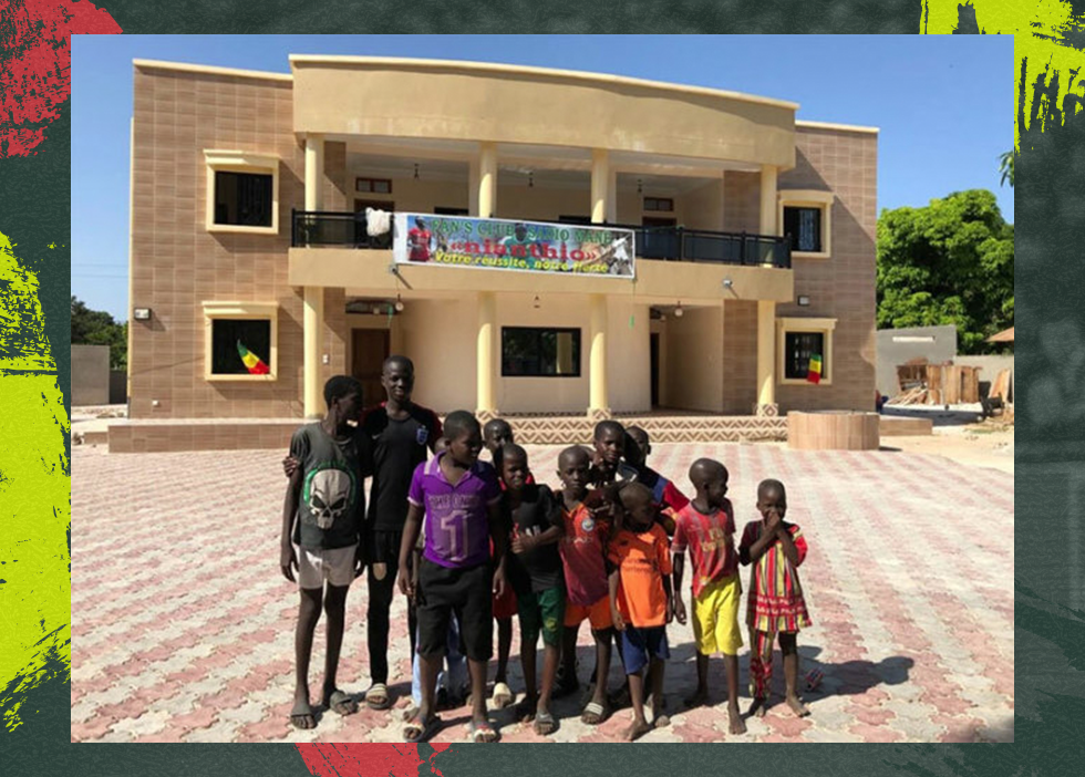 Sadio Mane: Đứa trẻ mồ côi, đôi giày rách và ngôi sao giản dị - 3 Sadio Mane: Đứa trẻ mồ côi, đôi giày rách và ngôi sao giản dị - 3