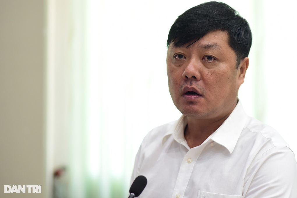 Cử tri TPHCM băn khoăn về việc lấy mống mắt cho thẻ căn cước - 2 Cử tri TPHCM băn khoăn về việc lấy mống mắt cho thẻ căn cước - 2