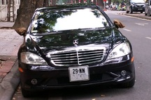 31 xe xịn biển ngoại giao “chây ì” nộp thuế bị xử lý