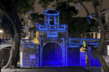 Ô Quan Chưởng rực sáng trong đêm với màn trình diễn ánh sáng 3D