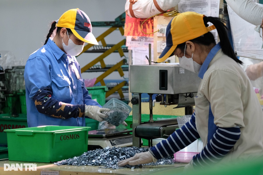 Hơn 250.000 công nhân Vĩnh Phúc có thưởng Tết - 2 Hơn 250.000 công nhân Vĩnh Phúc có thưởng Tết - 2