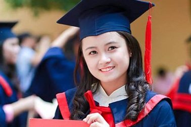 Nữ sinh Hà thành rạng ngời ngày khoác áo cử nhân